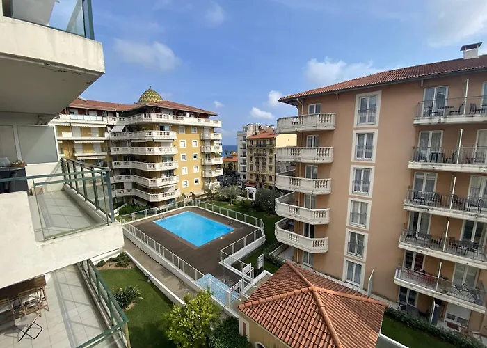 Nice Magnan 2P-Piscine, Clim, Parking